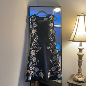 Moulinette Soeurs embroidery summer dress. Size 4